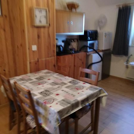 Carlsbourg Cozy Apartment In Paliseul With Garden מראה חיצוני תמונה