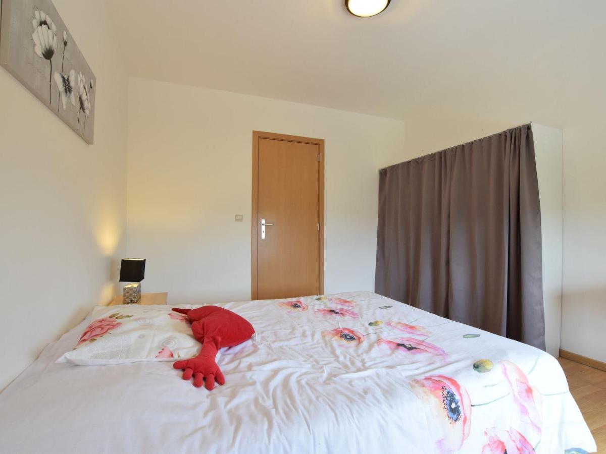 Carlsbourg Cozy Apartment In Paliseul With Garden מראה חיצוני תמונה
